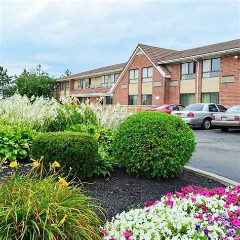 𝗧𝗛𝗘 𝟭𝟬 𝗕𝗘𝗦𝗧 Hotels in Loudonville of 2024 (with Prices).